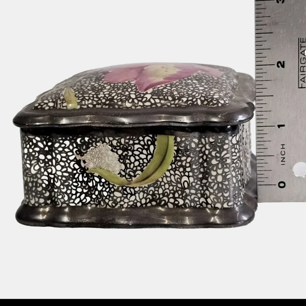 Rosenthal Bahnhof Selb Germany Handgemalt Porcelain Floral Jewelry Trinket Box